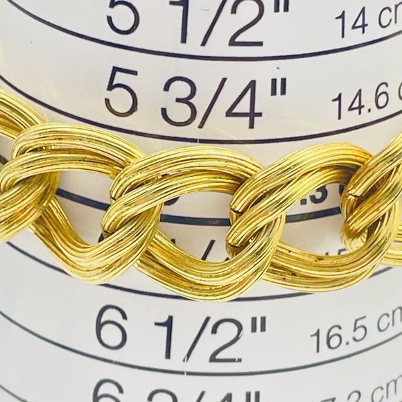 Avon Signed Double Link Chain Bracelet Gold Tone Classic Career Cosplay LARP - Picture 5 of 8